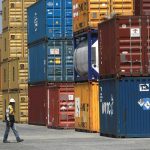 Gawat! Rupiah Tembus Rp17.000, Biaya Impor Meroket 20%