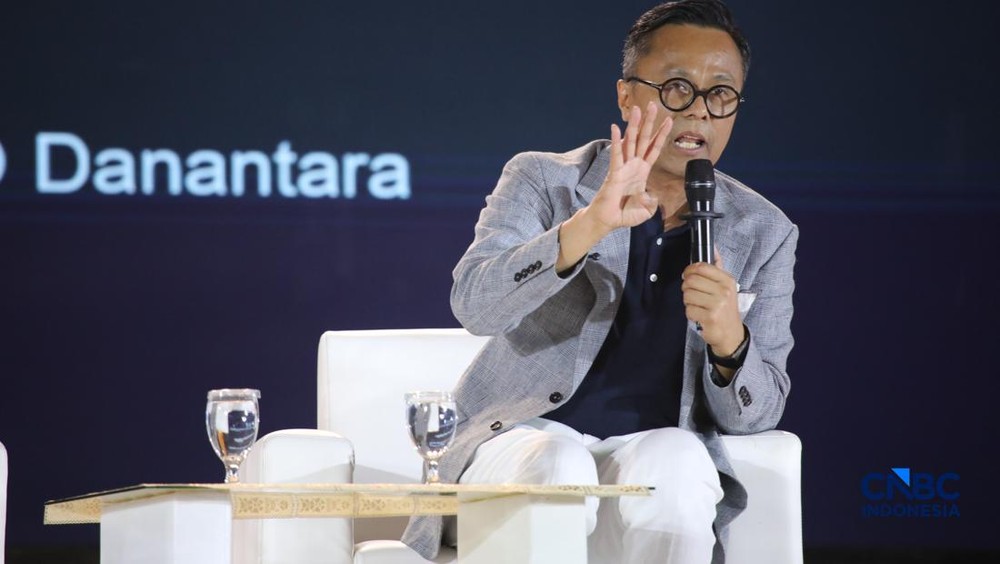 BUMN Sakit Tak Lagi Sendiri! Dony Oskaria Beberkan Jurus Danantara