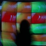 Investor Asing 'Jual Gila'! Rp2,2 Triliun Saham Prajogo Cs Dibuang?