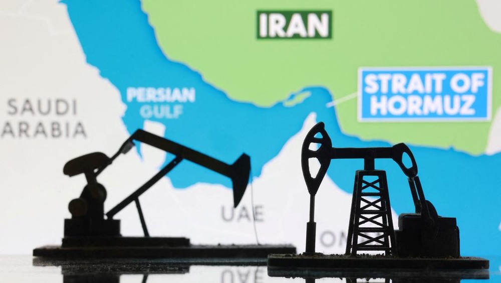 Negosiasi AS-Iran Bikin Harga Minyak Dunia Anjlok Lebih 5%!