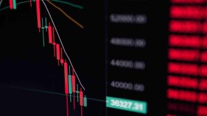 Haluannews Ekonomi - Pasar modal Indonesia menghadapi gejolak pada perdagangan Rabu (20/5), di mana Indeks Harga Saham Gabungan (IHSG) ditutup melemah signifikan 0,82% ke level 6.318,50. Penurunan ini dipicu oleh tekanan berat pada saham-saham sektor industri dasar, meskipun investor asing masih menunjukkan aktivitas beli bersih di seluruh pasar.