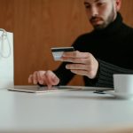 TERKUAK! Saldo Minimum Wajib Demi Fasilitas Bank Kelas Kakap