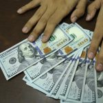 Rupiah Menguat Dolar AS Terkapar Asing Serbu