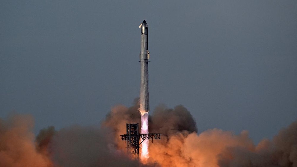 Geger Kekayaan Elon Musk Amblas Triliunan Rupiah