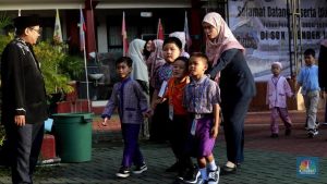 Guru SD Madura Tolak Miliaran Demi Sejarah