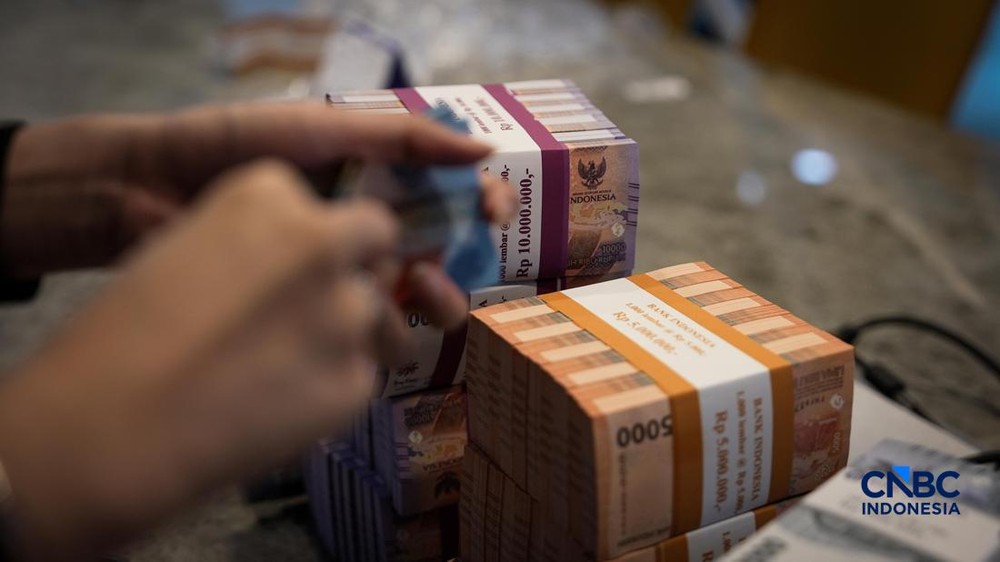 Geger Ratusan Bank Antre Konsolidasi Besar