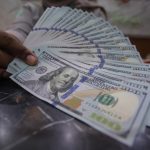 Terungkap Alasan Mengejutkan Dolar Menggila di RI