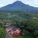 Ritual Rahasia Konglomerat RI di Gunung Kawi