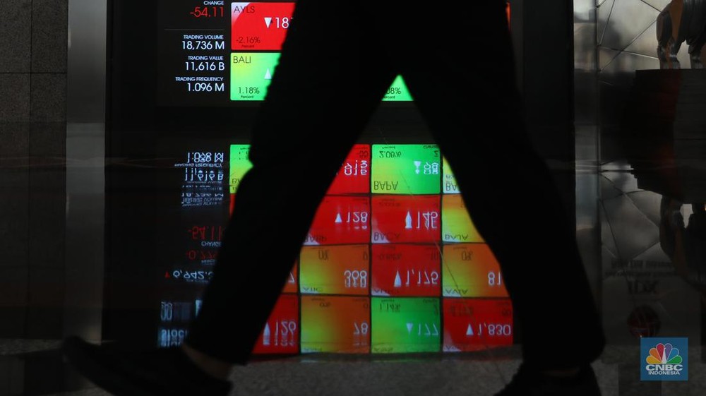 IHSG Terjun Bebas Investor Wajib Tahu Penyebabnya