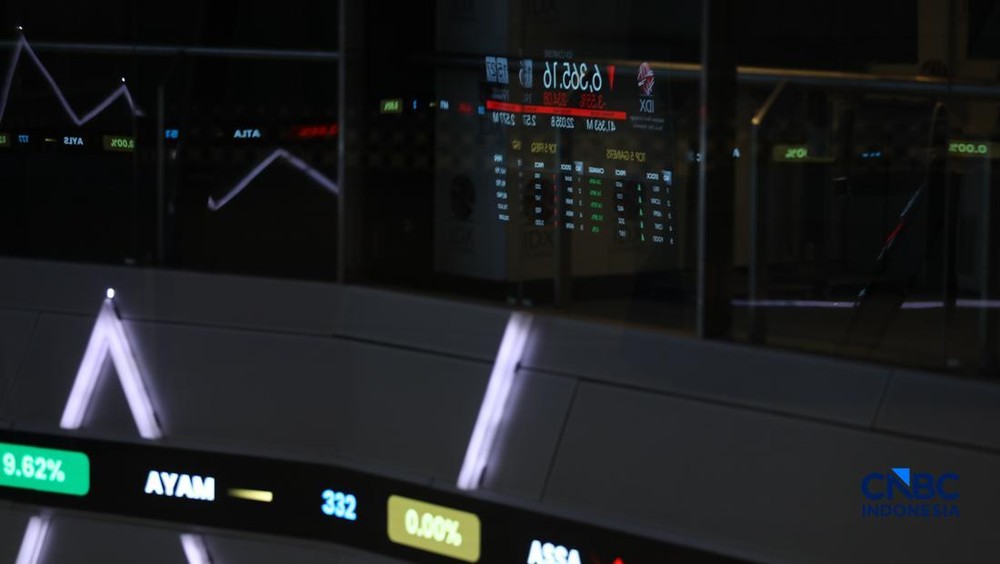 Saham Raksasa Ini Bikin IHSG Anjlok Parah 1 Saham Raksasa Ini Bikin IHSG Anjlok Parah
