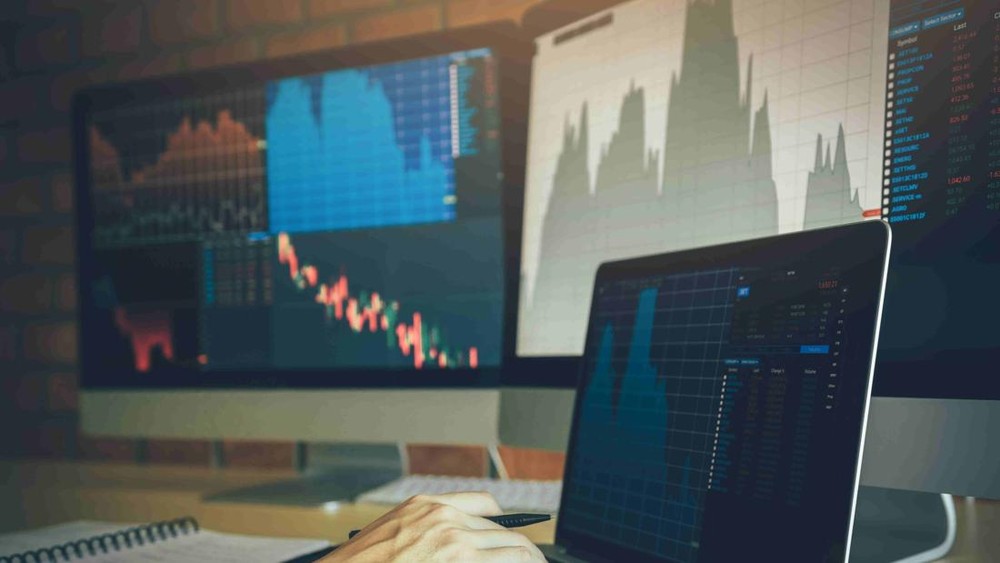 Saham Pilihan Panas Bursa Hari Ini