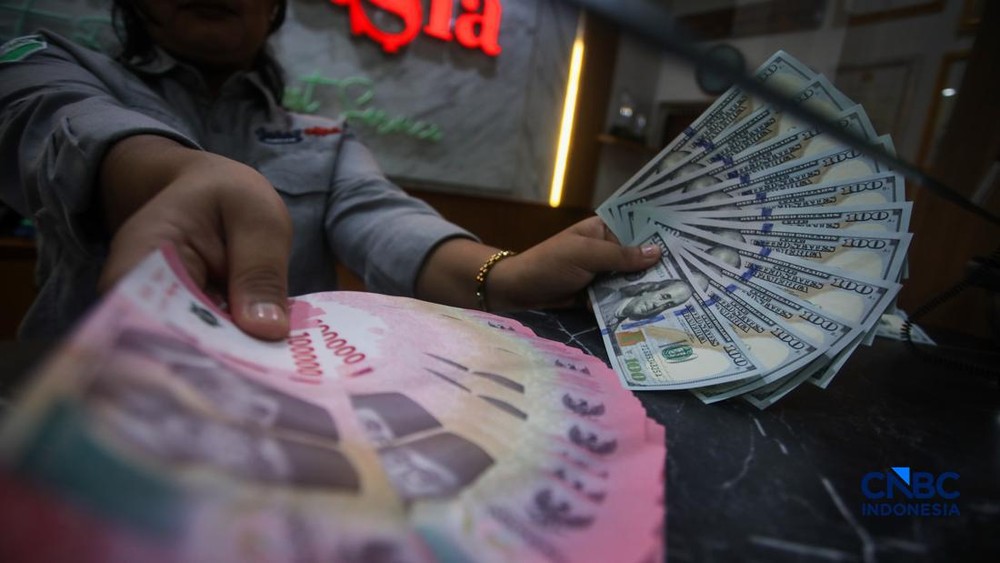 Rupiah Menggila Dolar Ambruk Cek Angka Ini