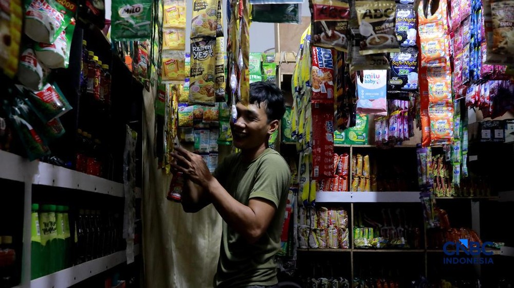 Modal Kecil Untung Besar Warung Madura