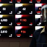 IHSG Terjun Bebas Jelang Penutupan Pasar