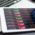 IHSG Terjun Bebas Saham Ini Justru Menggila