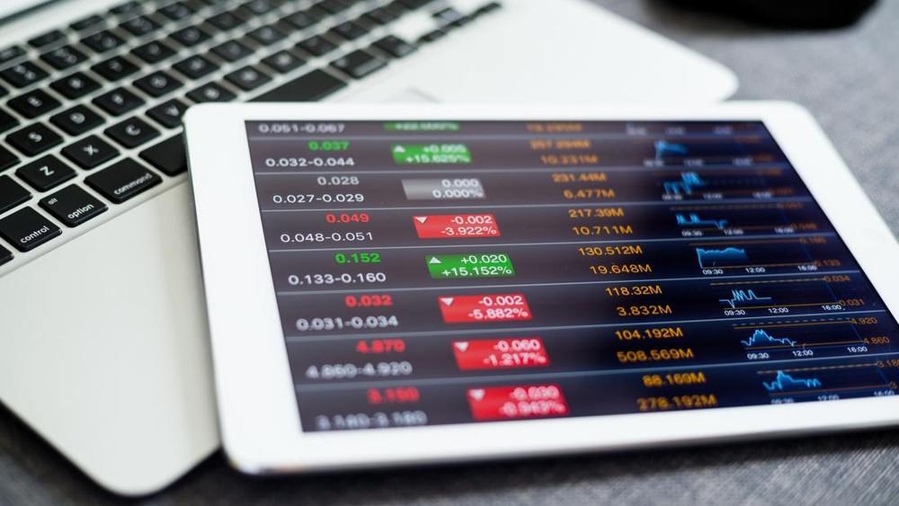 IHSG Terjun Bebas Saham Ini Justru Menggila
