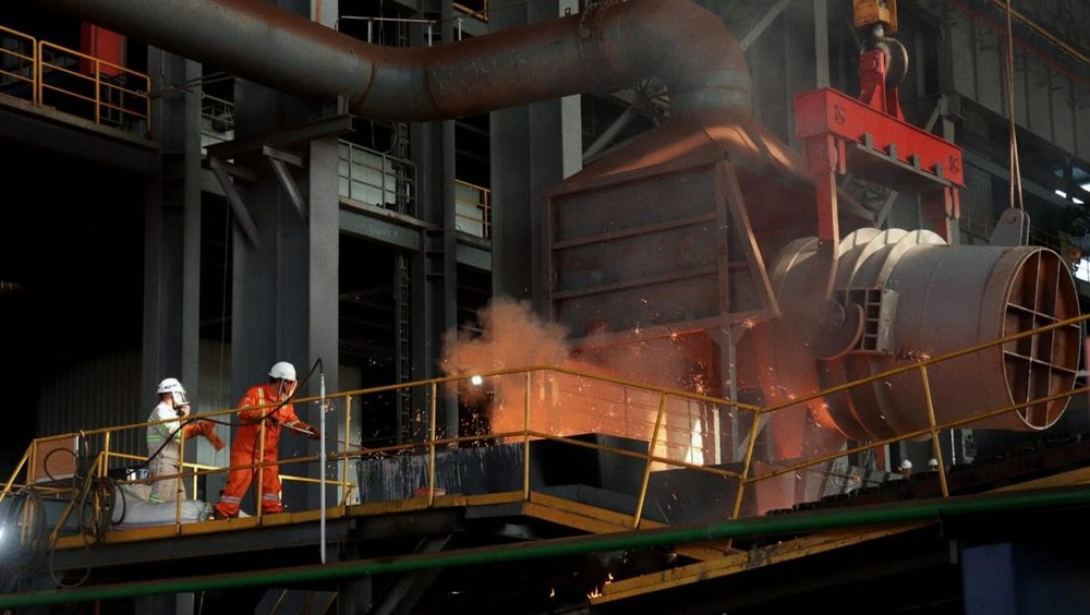 OJK Ungkap Indonesia Kuasai Harga Nikel Dunia