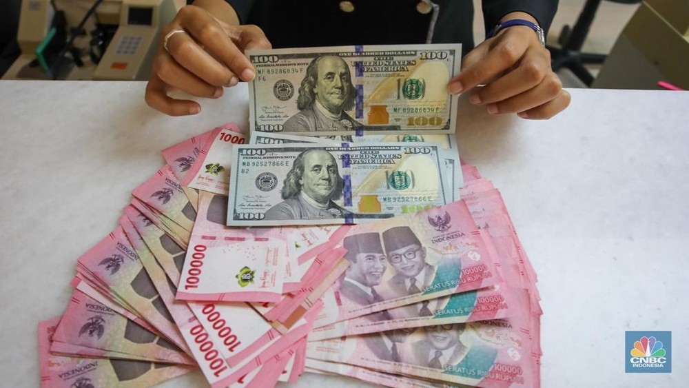 Rupiah Keok Dolar AS Tak Terbendung
