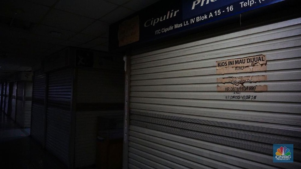 Gelombang Penutupan 15 Bank di Indonesia 1 Gelombang Penutupan 15 Bank di Indonesia