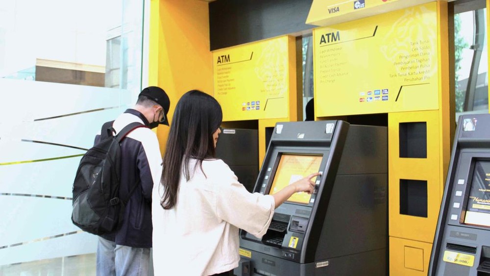 Maybank Indonesia Raup Laba Triliunan Rupiah